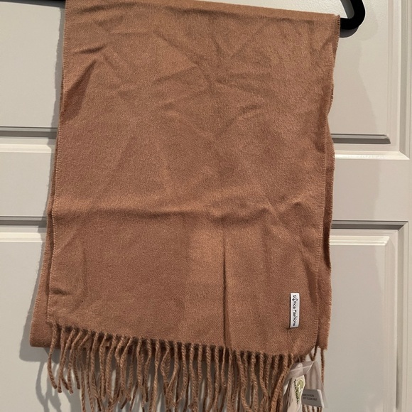 Tan Brown Baby Alpaca Fringe Scarf NWT One Size - Picture 3 of 5